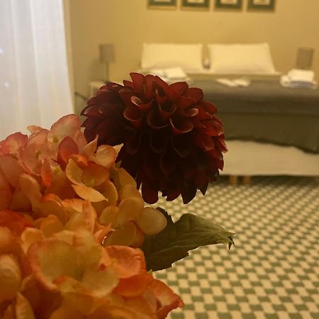 Barrique Guest House Free Bus From The Airport One Way Palermo Buitenkant foto